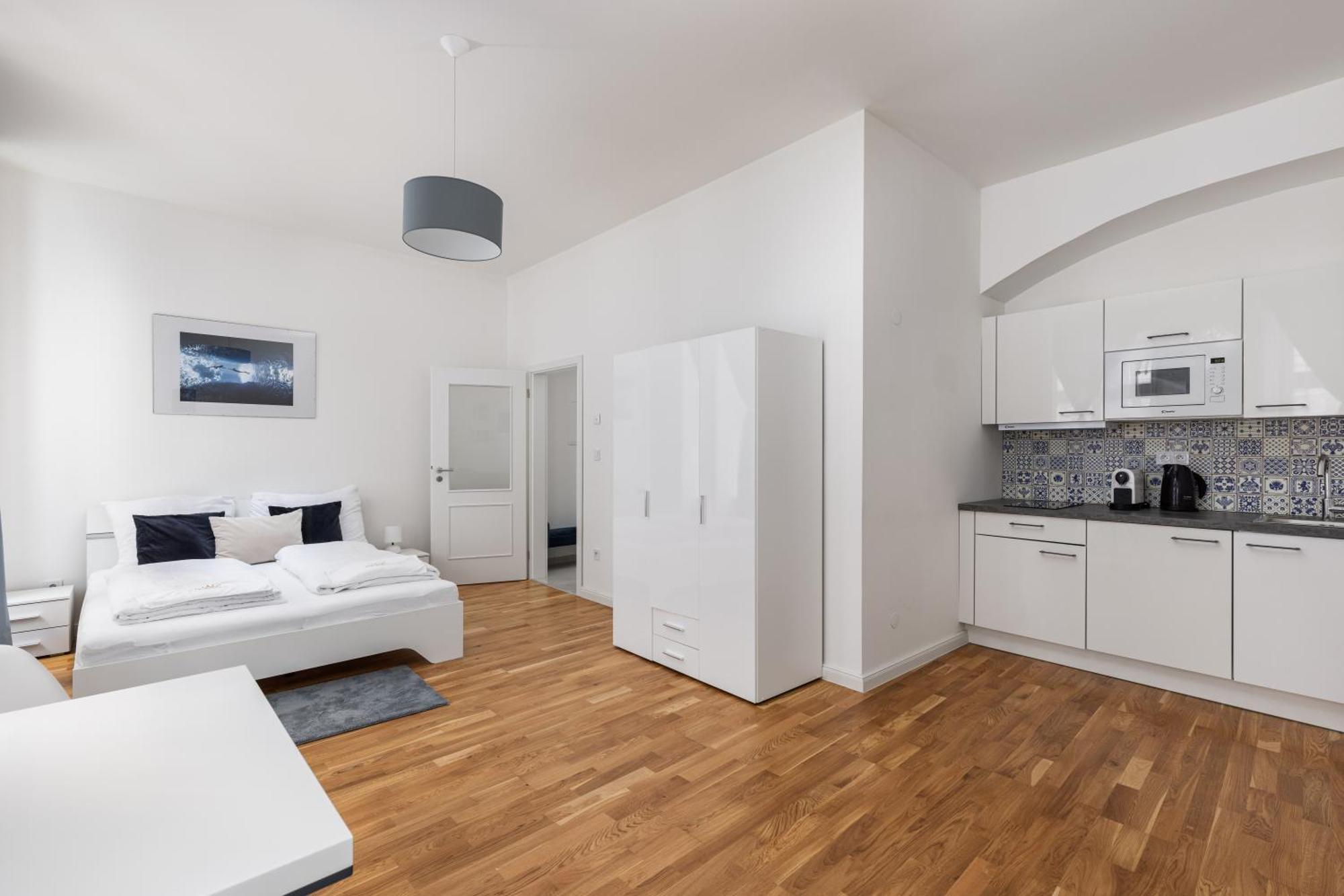Stay2Gether Blue Vibe Studio - Metro Florenc Prag Exteriör bild